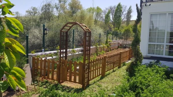 Ahşap Bahçe Çiti - Görsel 3